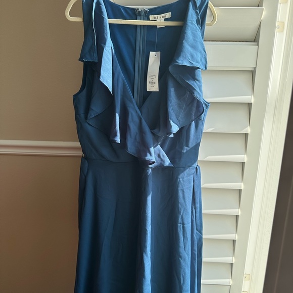 Dress Ruffles Francesca’s NWT - Picture 1 of 4